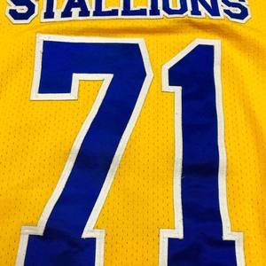 Meet your Posher, Devin